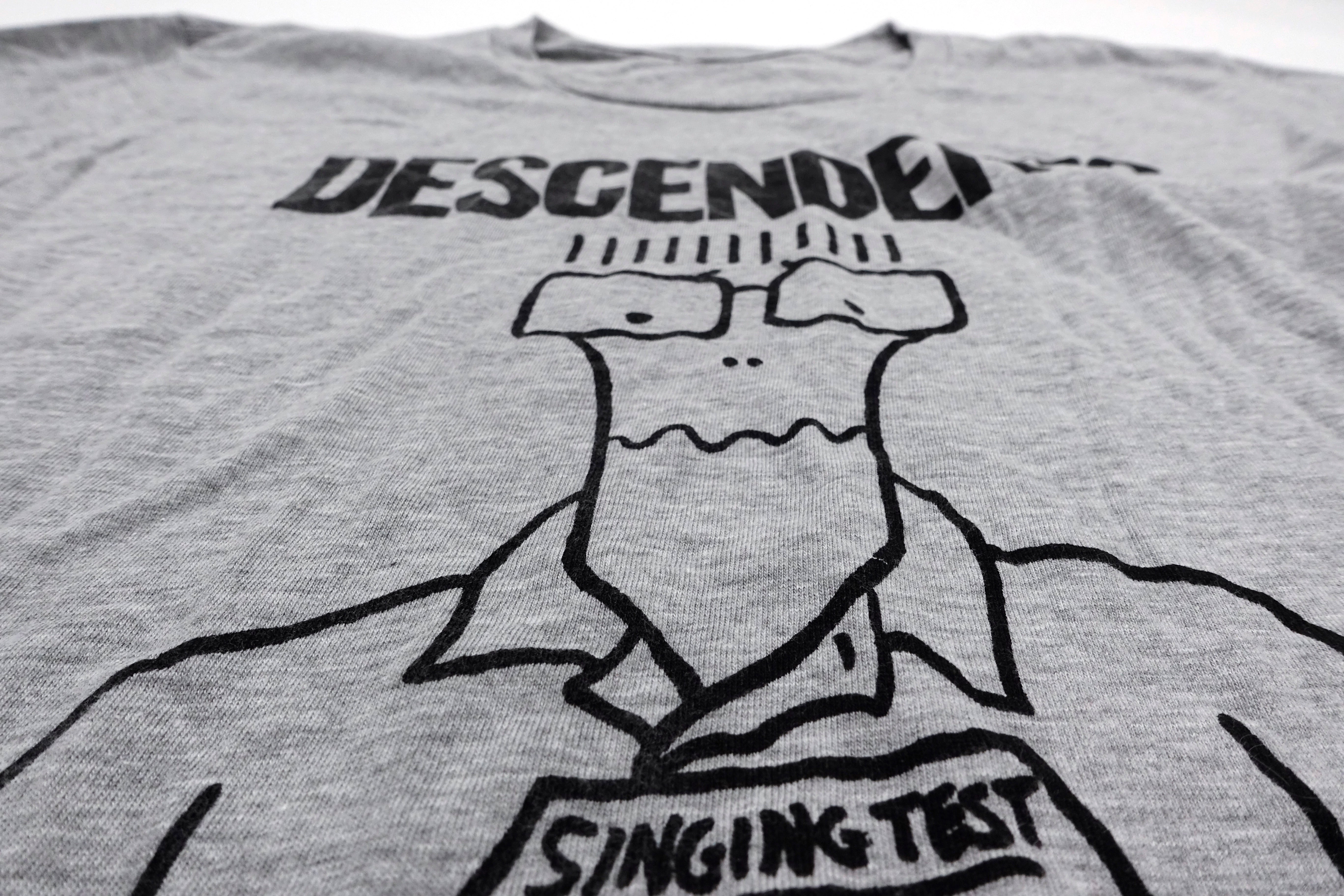 Descendents - Milo Flunks Out 2011 (I Wasn't Around Version) Tour Shirt Size Large