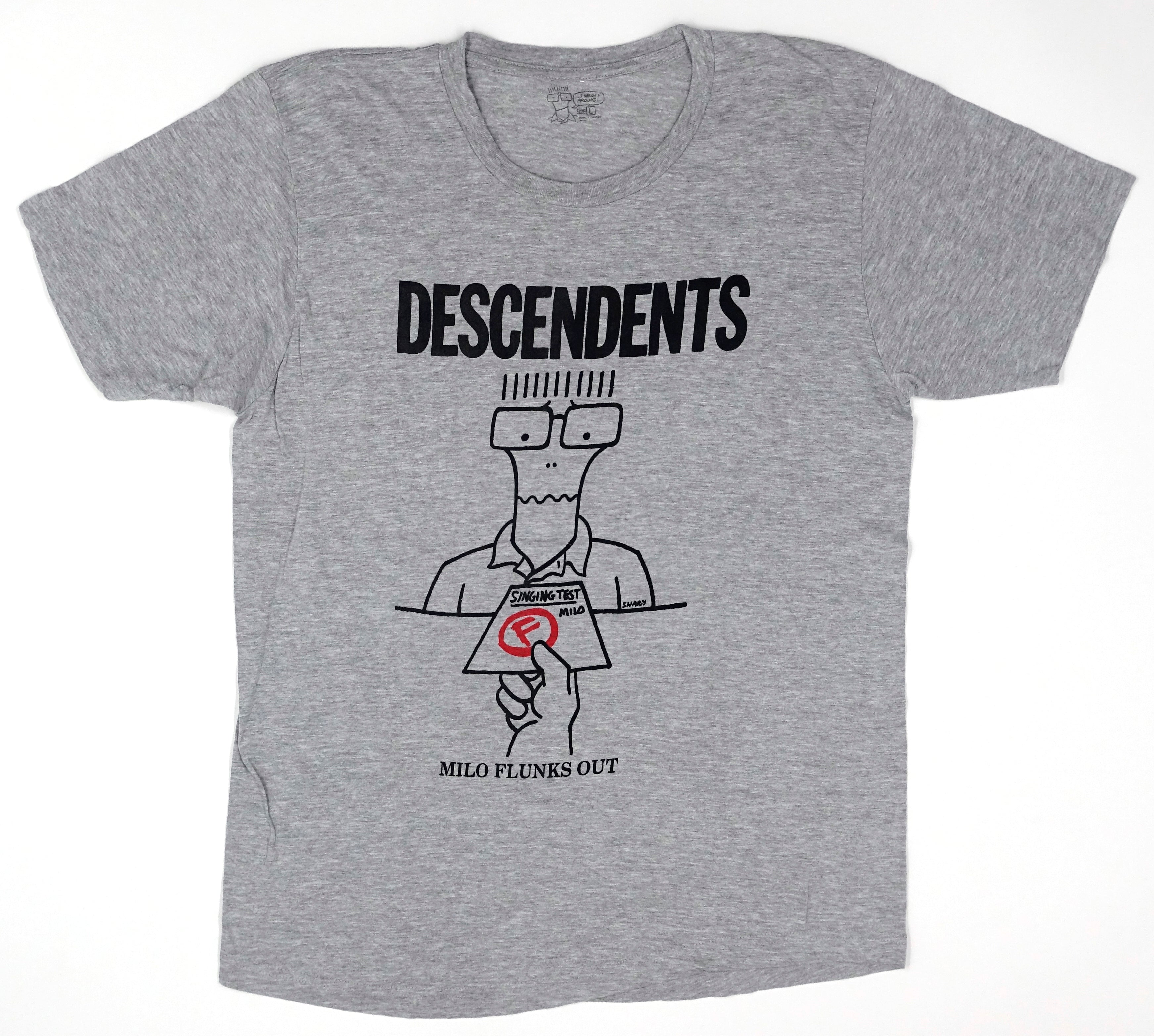 Descendents - Milo Flunks Out 2011 (I Wasn't Around Version) Tour Shirt Size Large