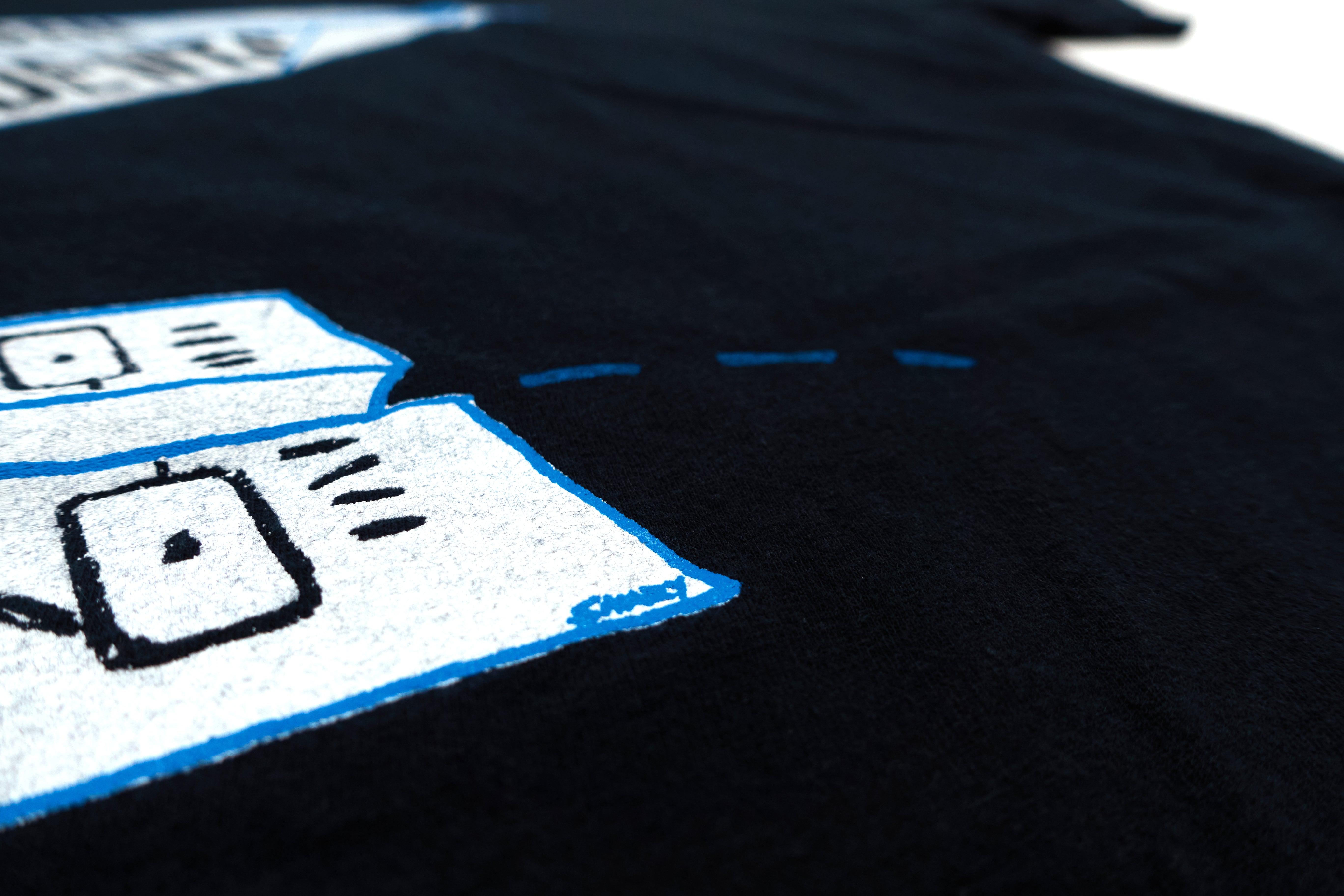 Descendents - Paper Airplanes Tour Shirt Size Medium
