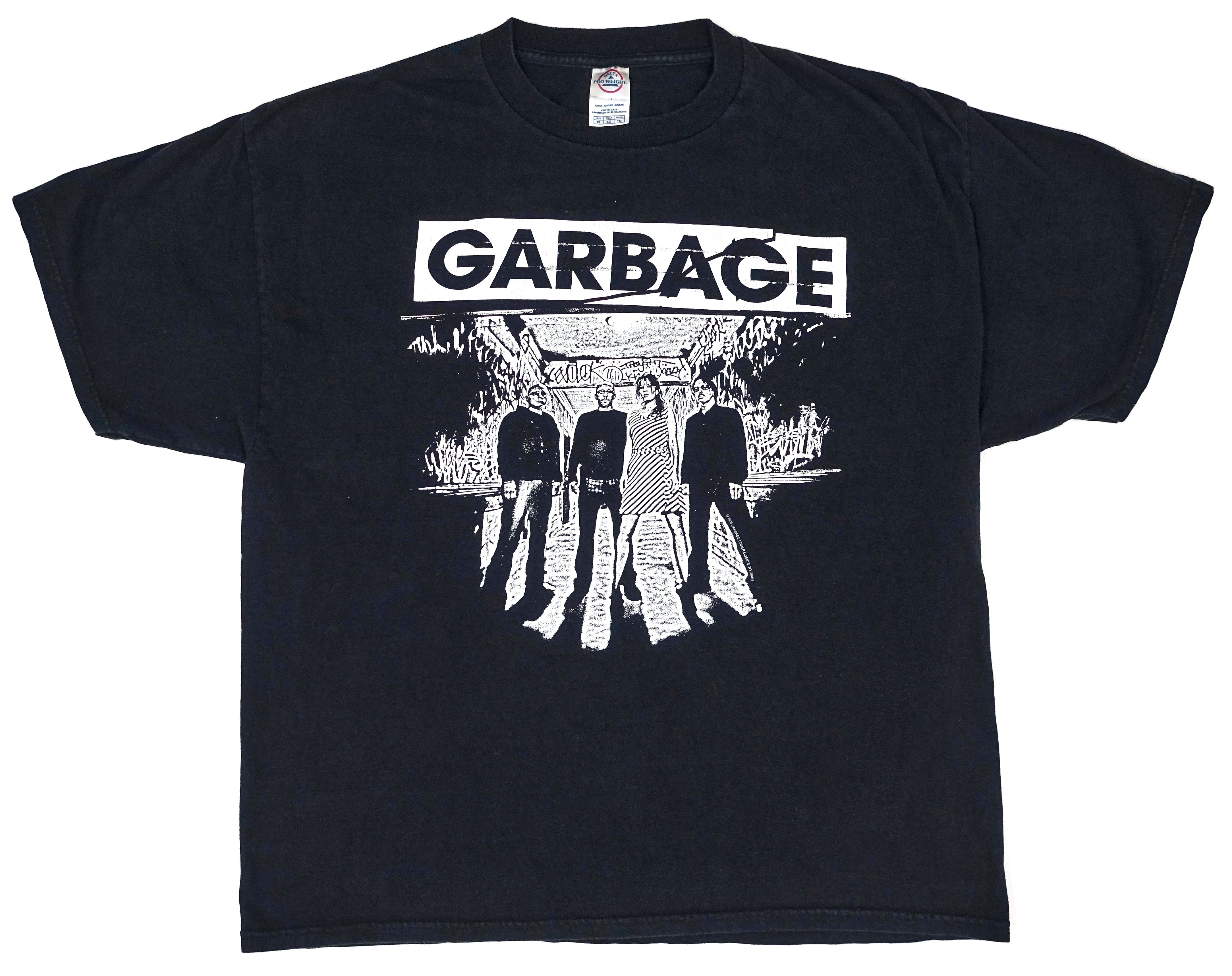 Vintage Y2K Giant Garbage Bleed Like Me 2005 World Tour Black orders Tee Shirt Sz Small