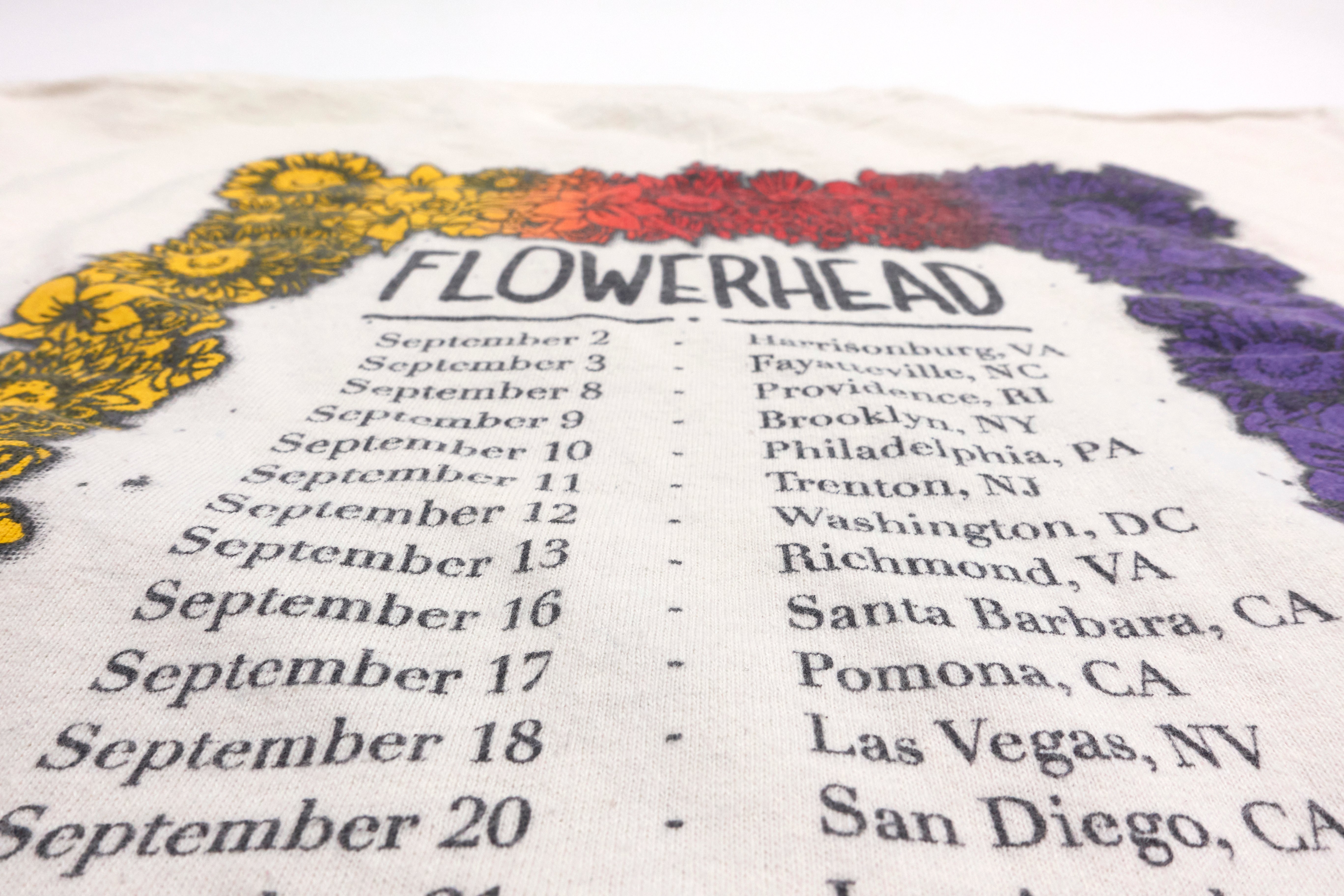 Give – Flowerhead 2011 Tour Shirt Size Medium