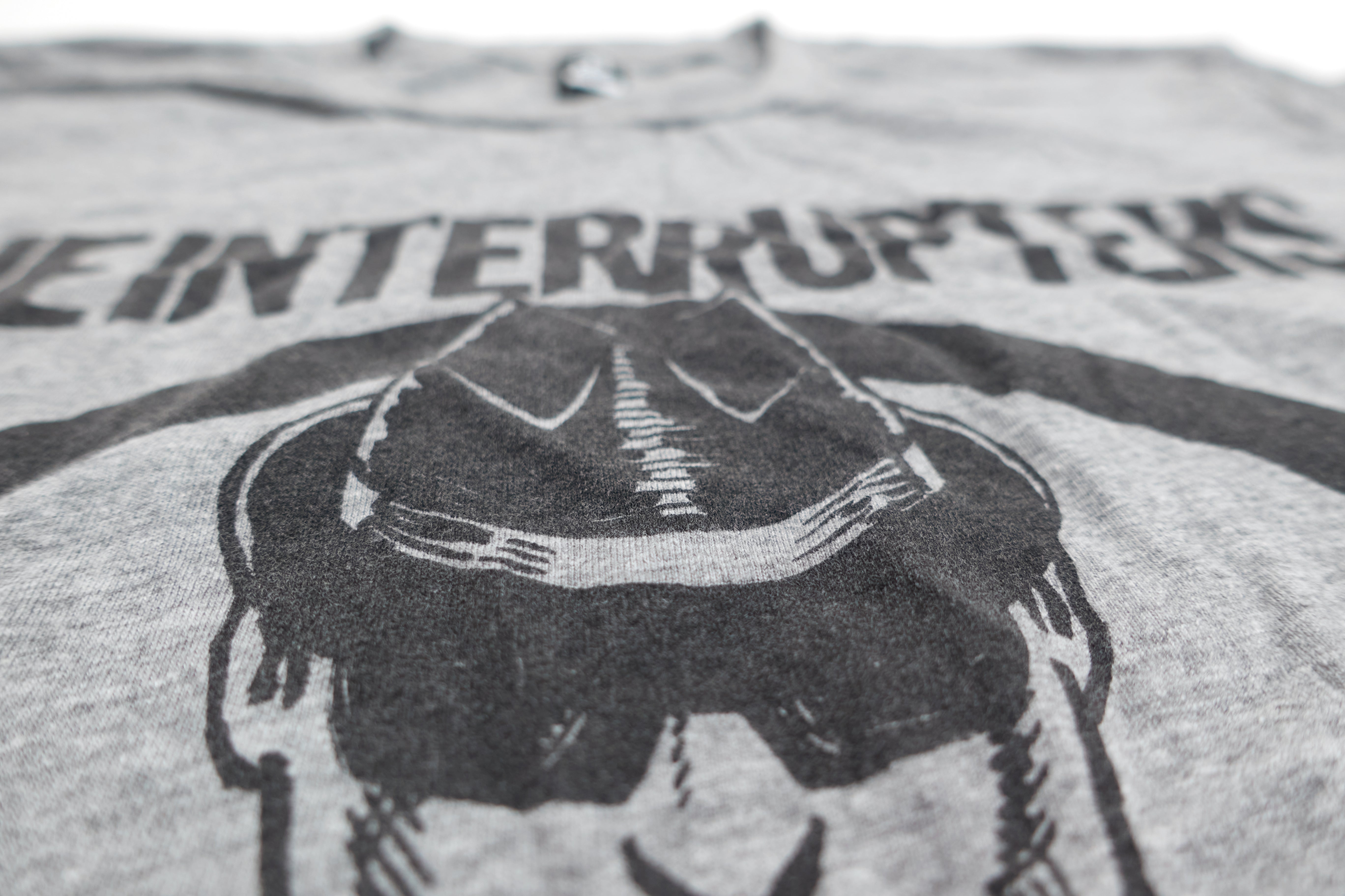Interrupters - Shary Ska Man Tour Shirt Size Large