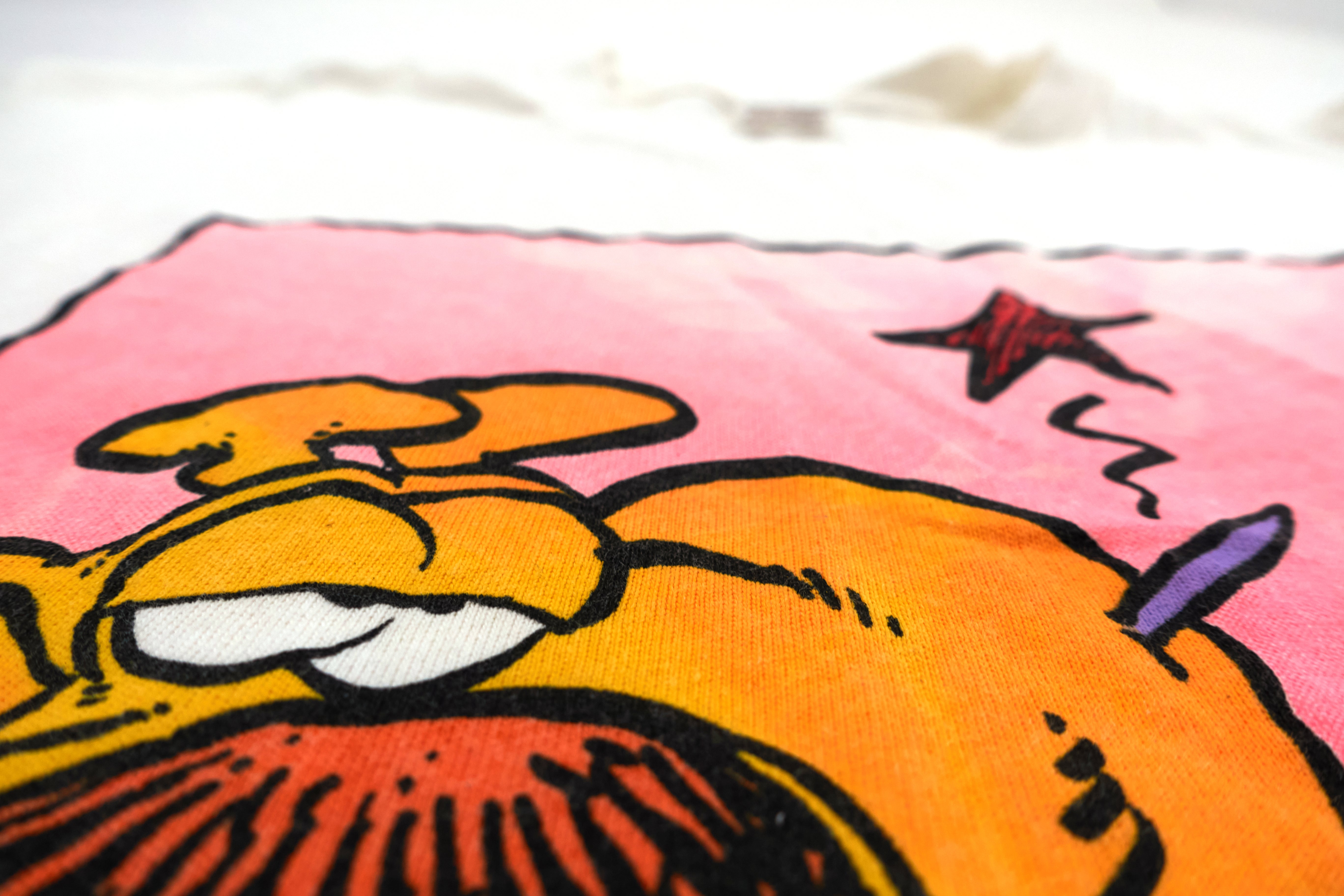 Mother Goose and Grimm - Grimm Life Is Full Of Little Pricks! 1990 Shirt Size Large