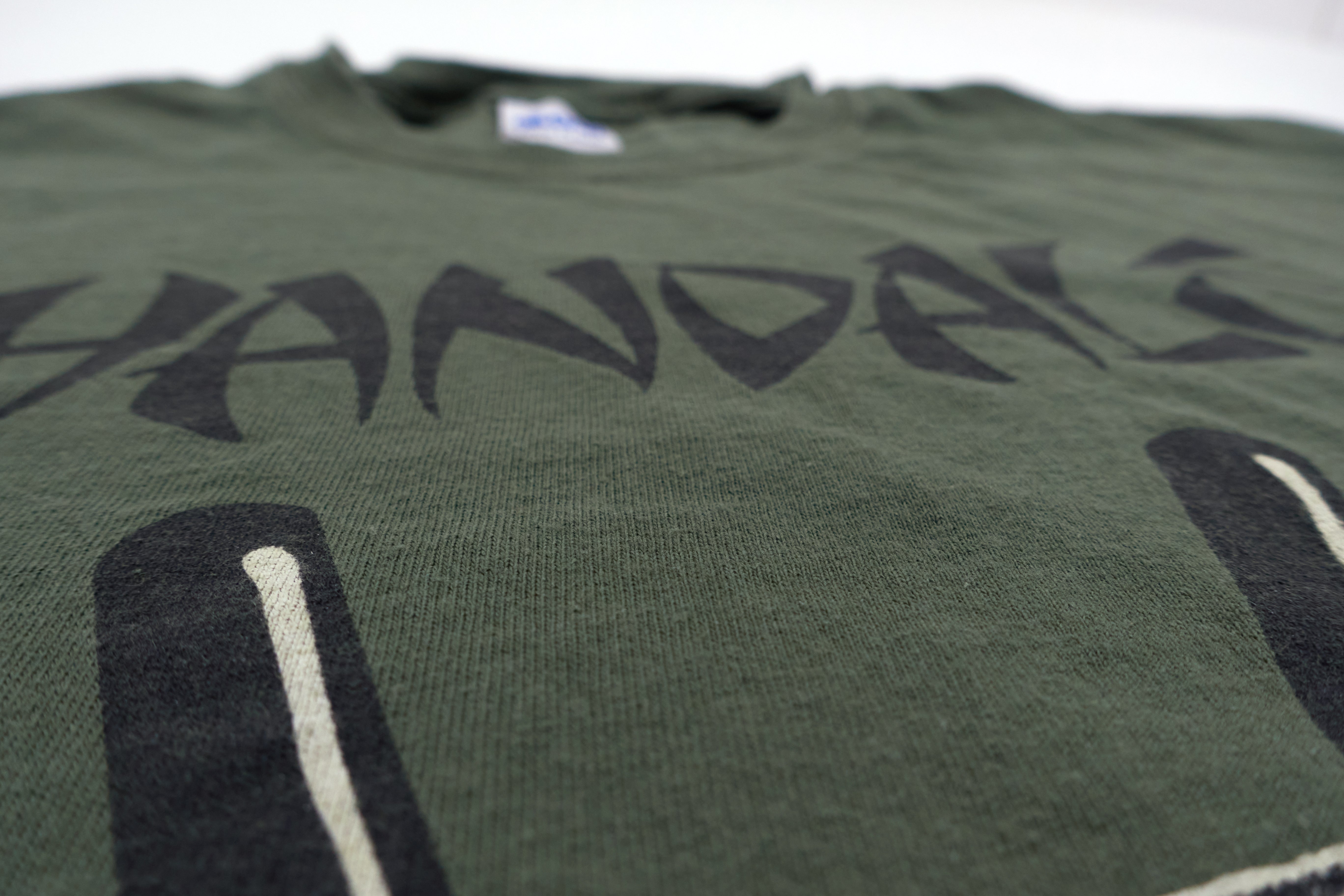 Vandals - Shary Chucks N’ Swords Shirt Size Medium
