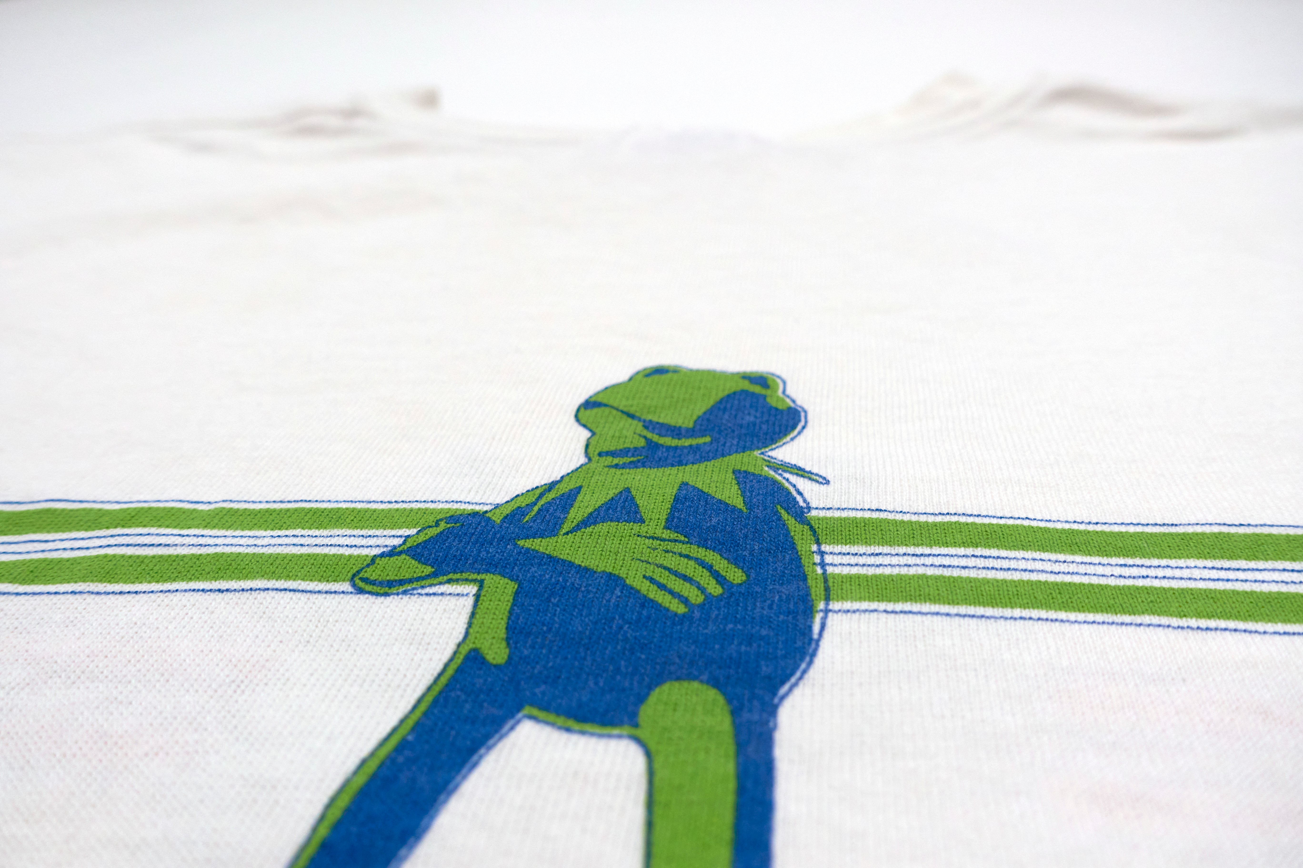 Weezer - Keep Fishin' Kermit Muppet 2002 Tour Shirt Size Large