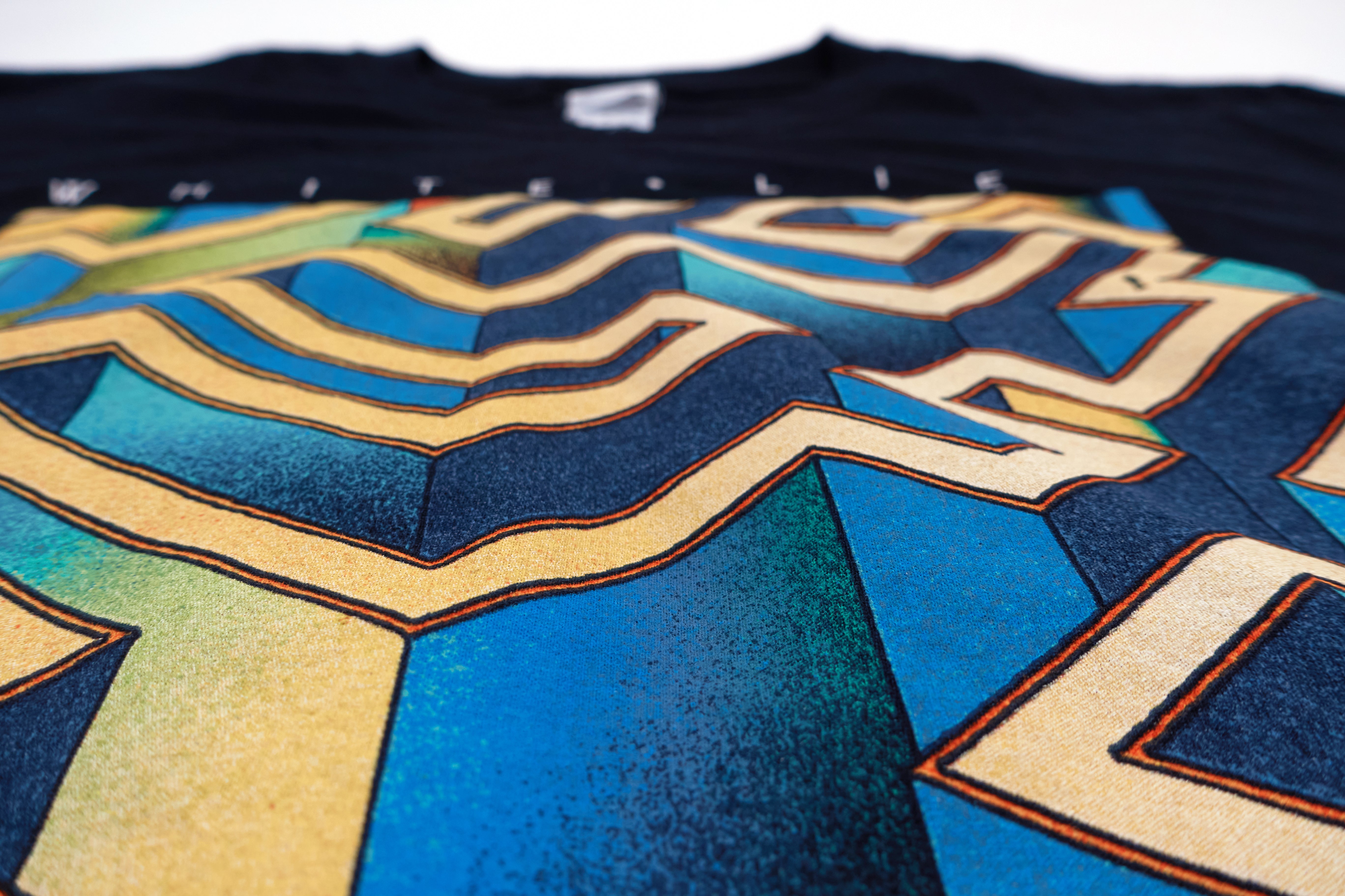 White Lies – Friends 2016 Winter Tour Shirt Size Large