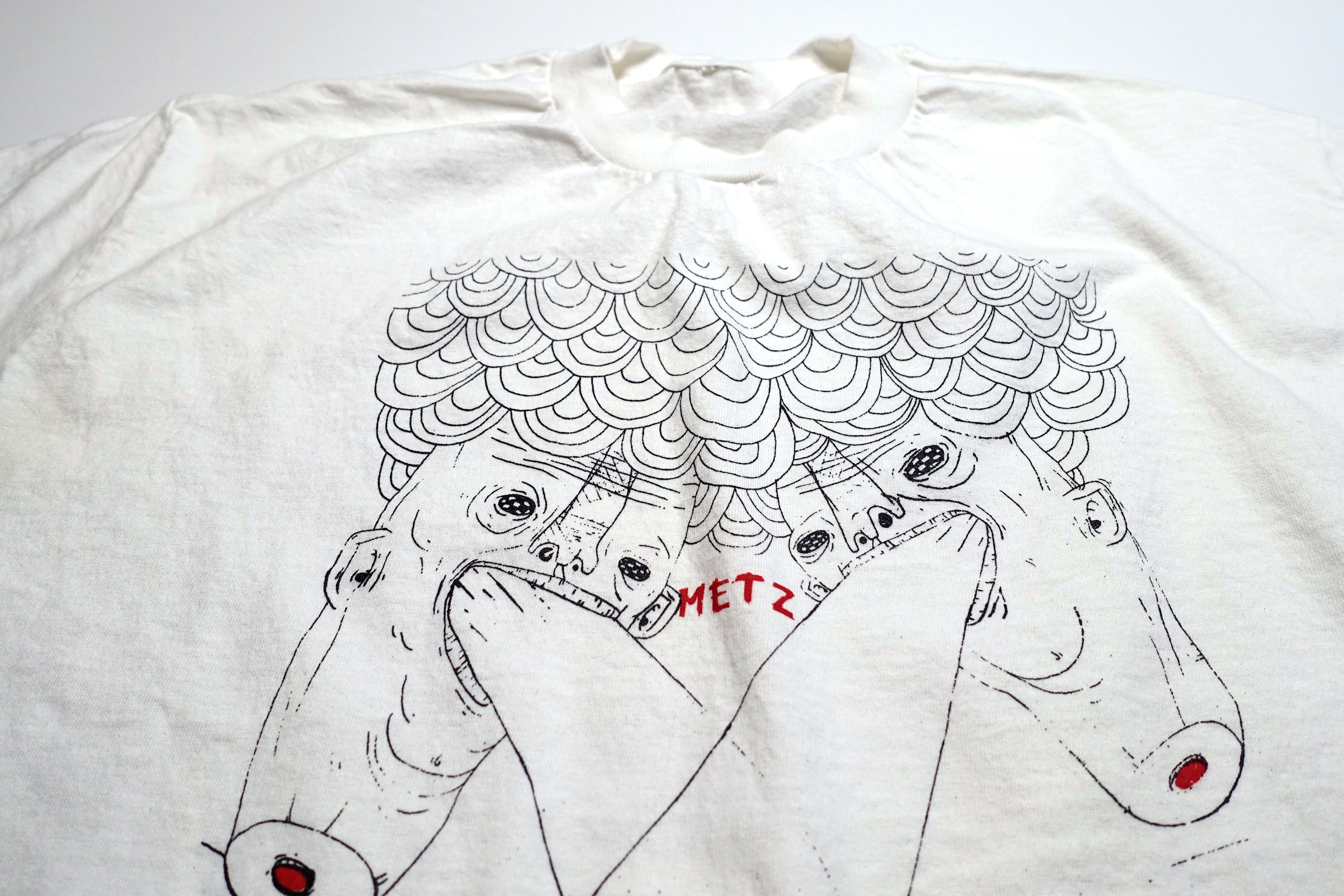 METZ - Two Heads Tour Shirt Size Large