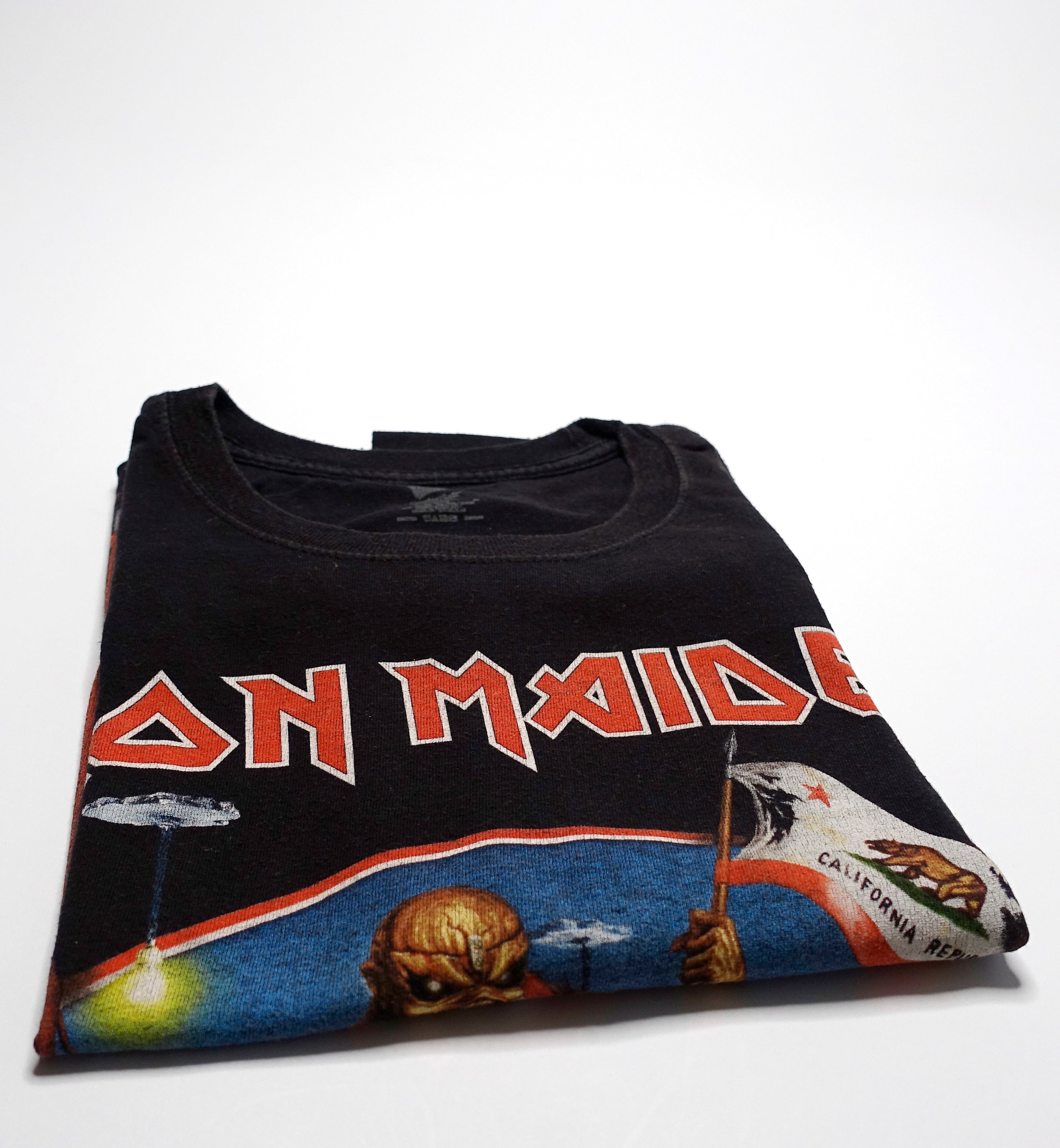 Iron Maiden – Maiden England Tour 2012 Shirt Size Large