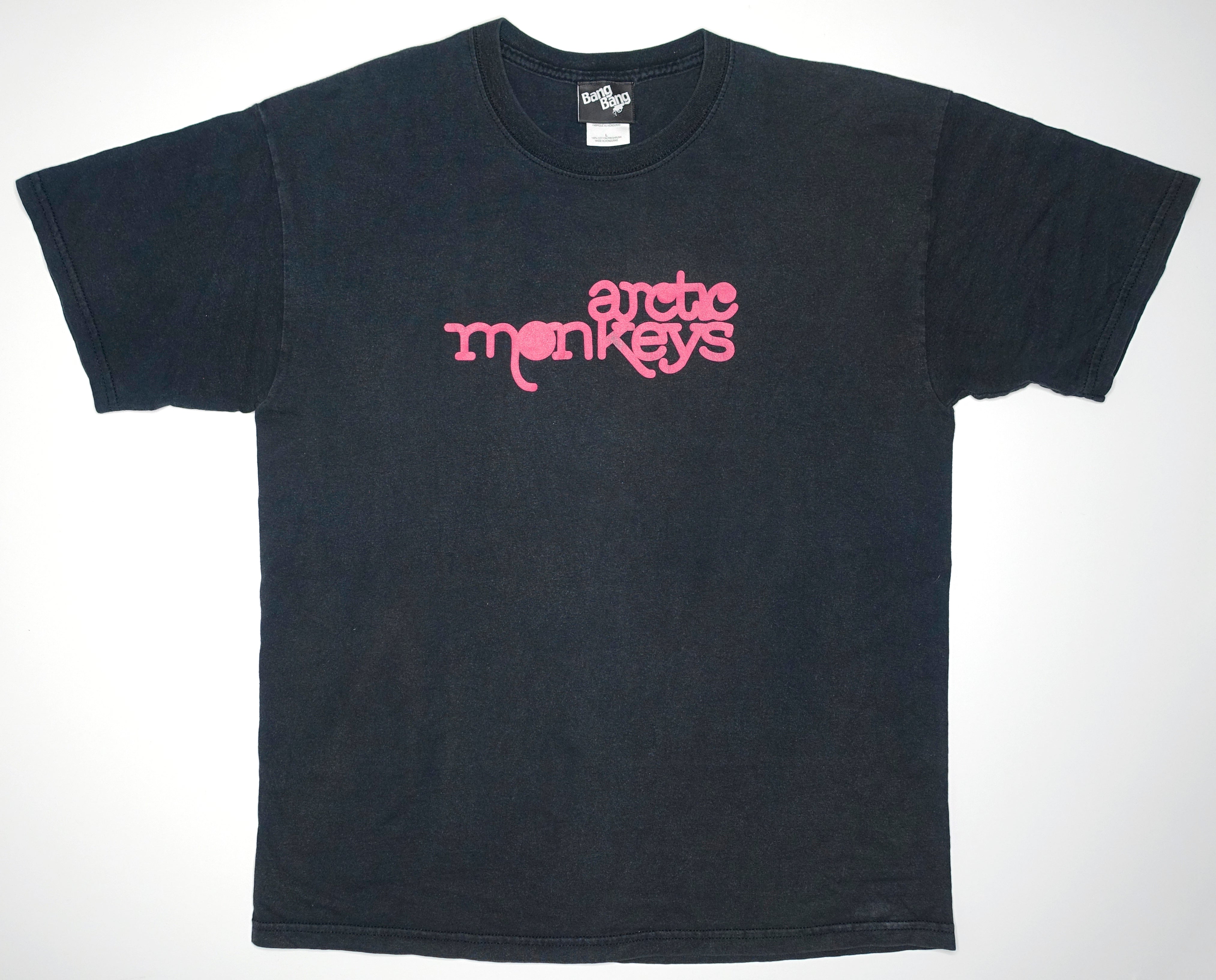 Arctic Monkeys - Whatever People Say I Am, That's What I'm Not Tour Shirt Size Large