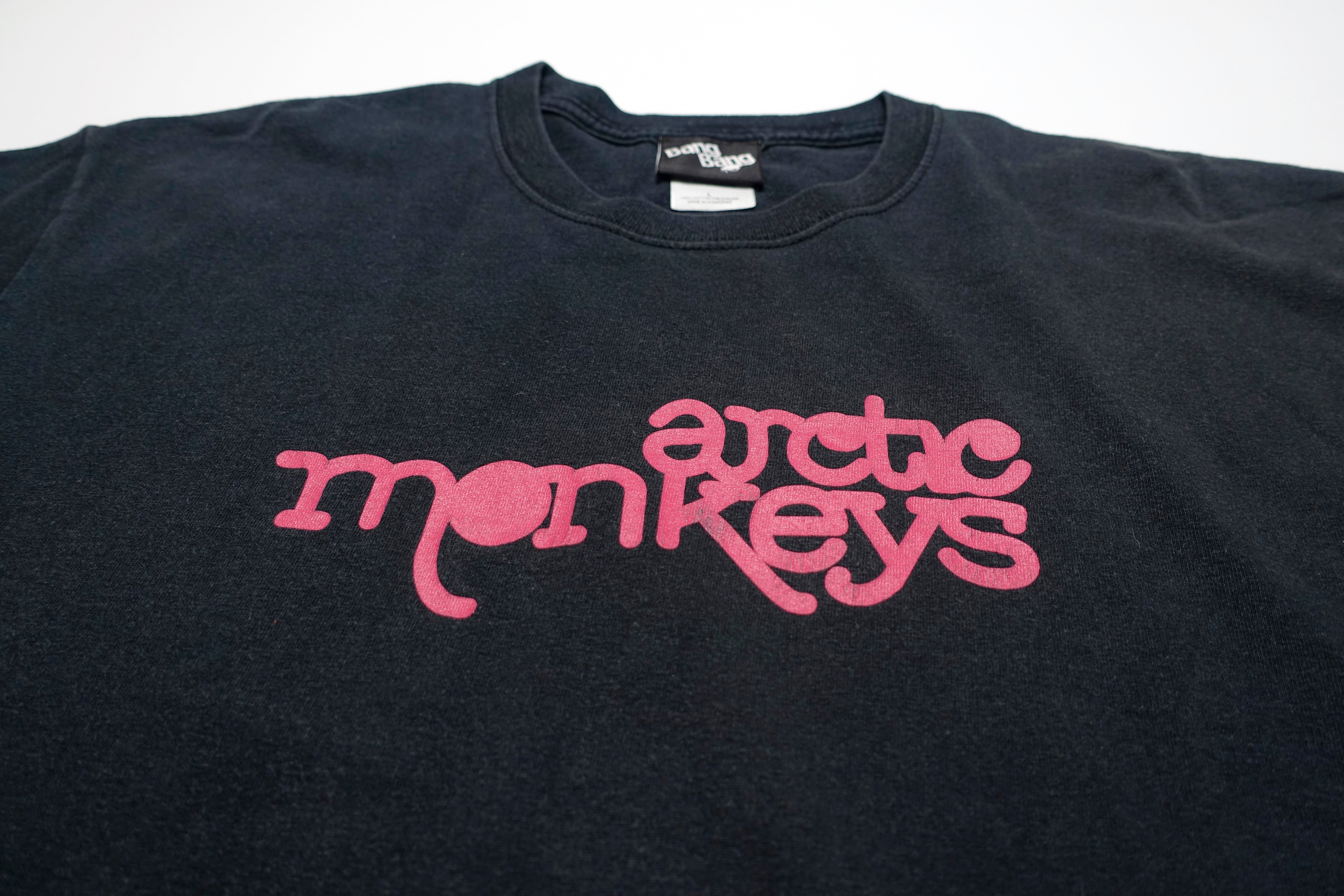 Arctic Monkeys - Whatever People Say I Am, That's What I'm Not Tour Shirt Size Large
