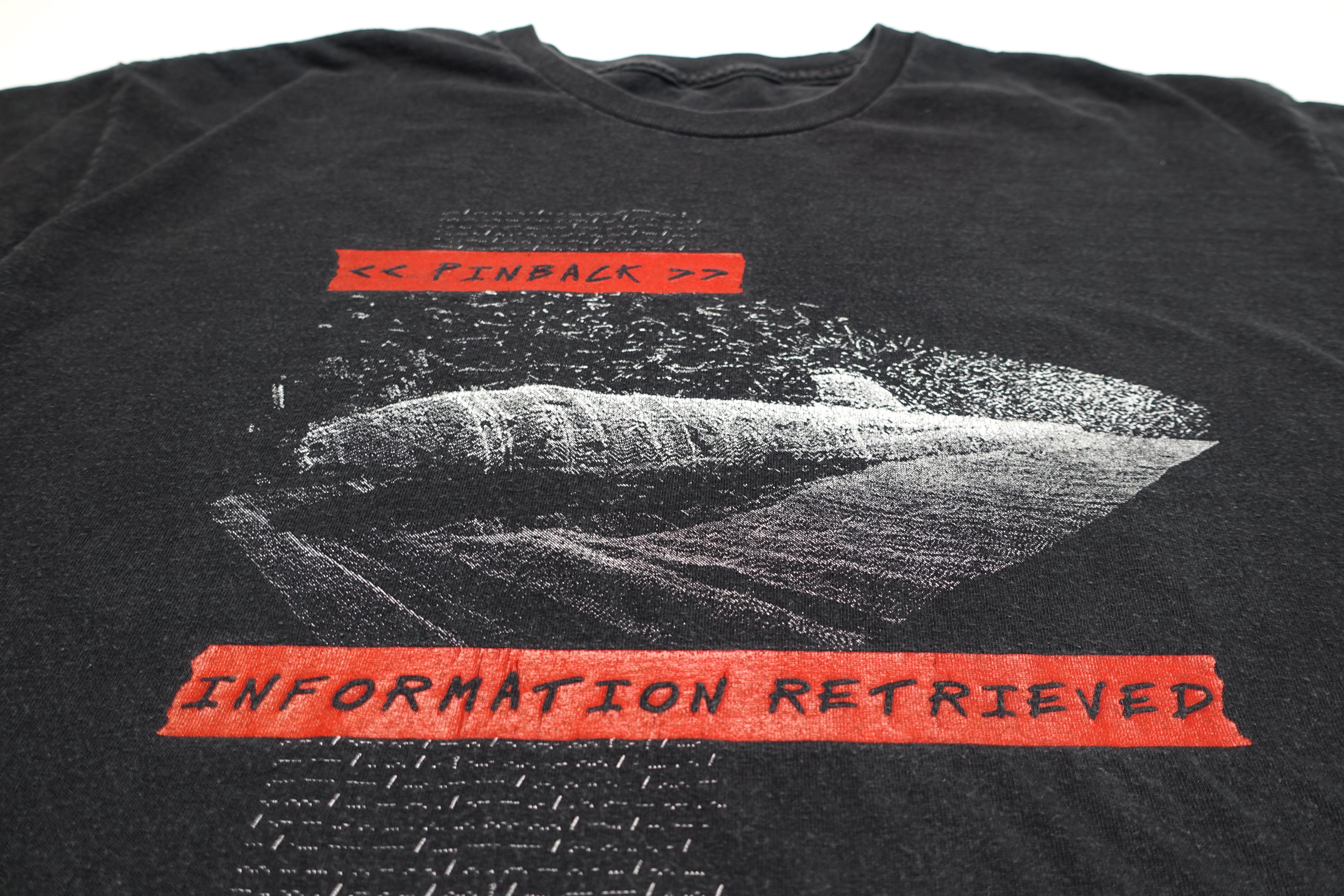 Pinback - Information Retrieved Tour Shirt Size Large