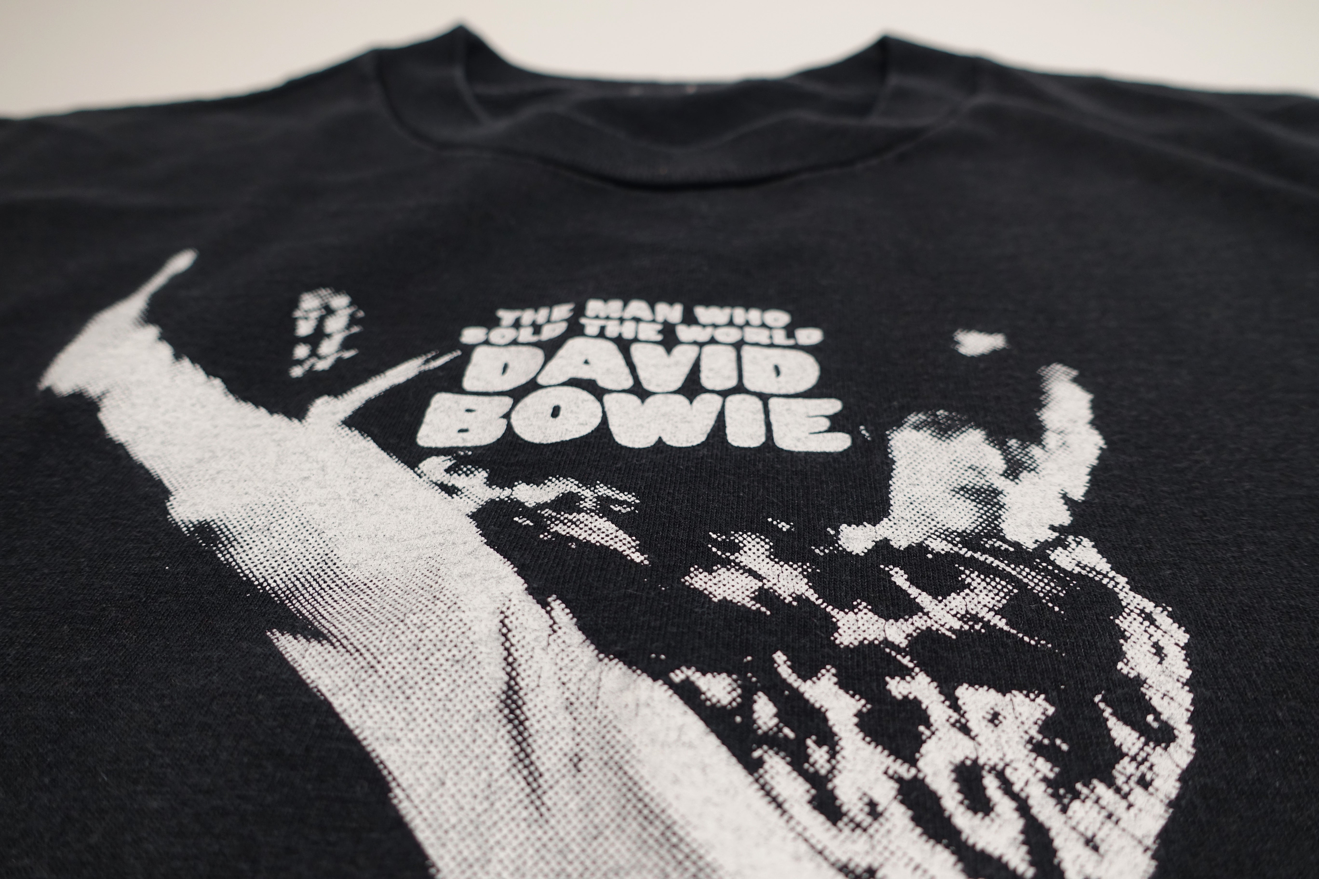 David Bowie - The Man Who Sold The World 90's Shirt Size XL