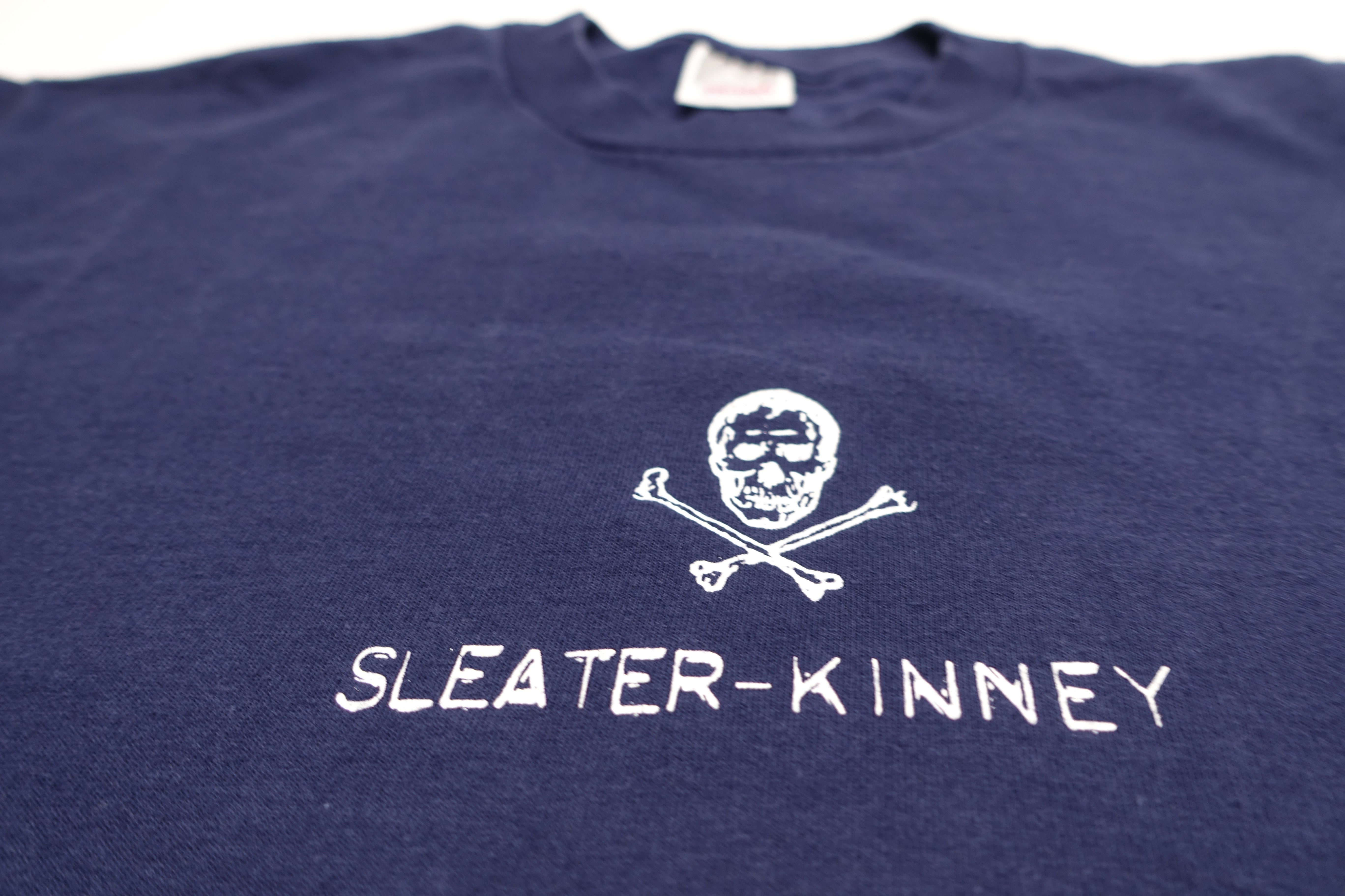 Sleater Kinney - Skull & Crossbones Tour Shirt Size Large