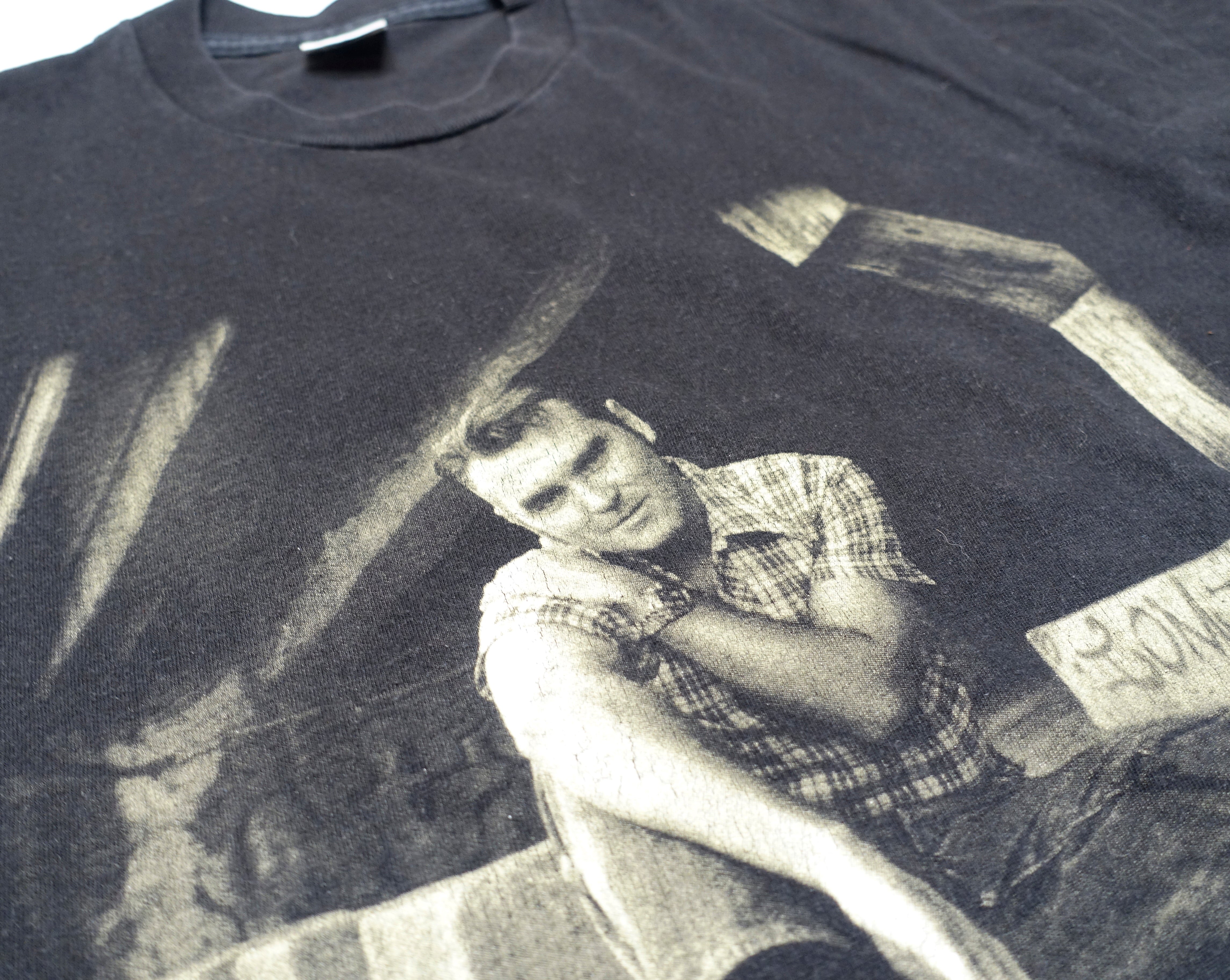 Morrissey - Sitting Moz Maladjusted 1997 US Tour Shirt Size Large