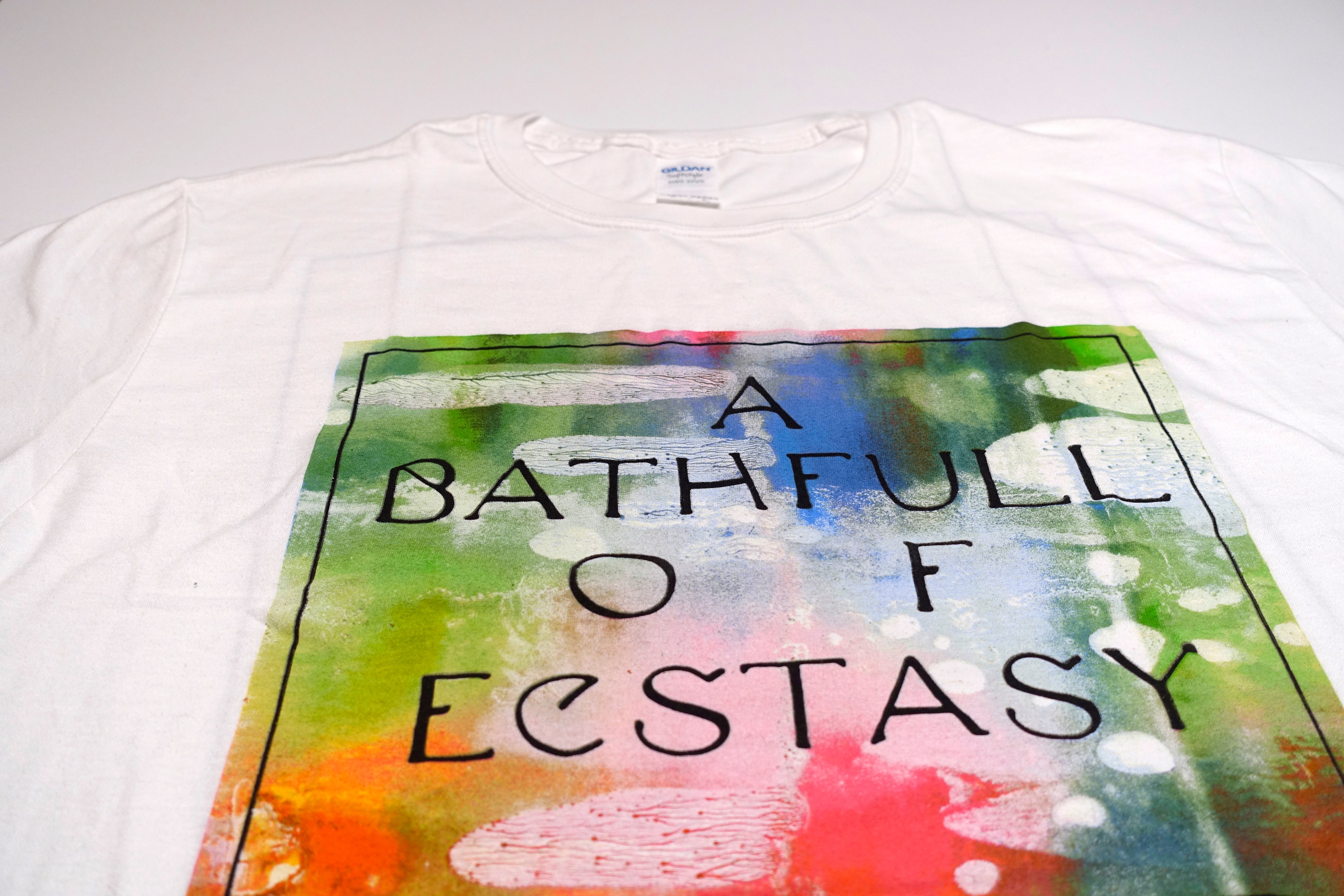 Hot Chip - A Bathfull Of Ecstasy 2019 World Tour Shirt (White) Size Large