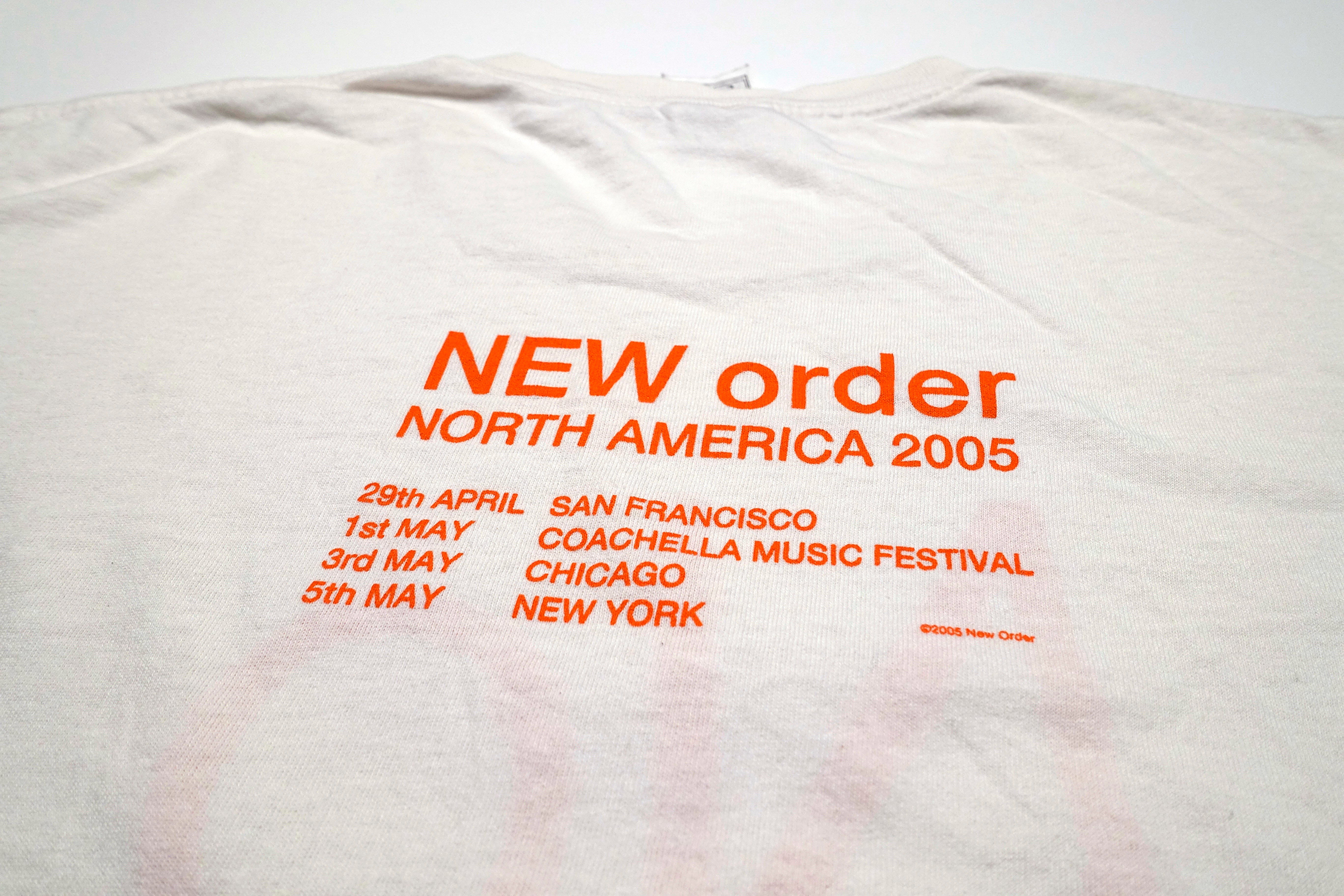 New Order - Waiting For The Sirens' Call North America 2005 Tour Shirt Size Large