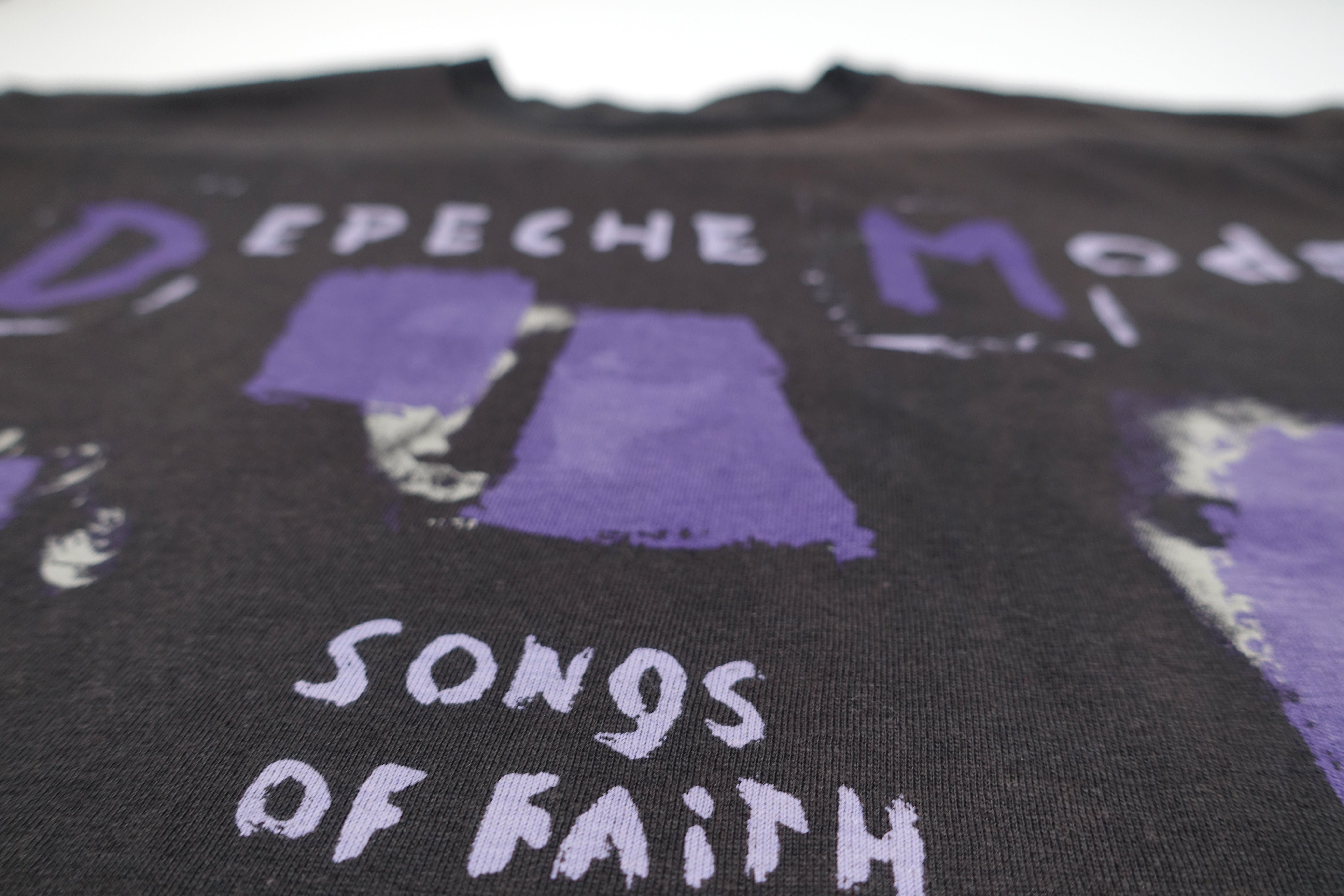 Depeche Mode – Songs Of Faith And Devotion 1993 Tour Shirt Size Large