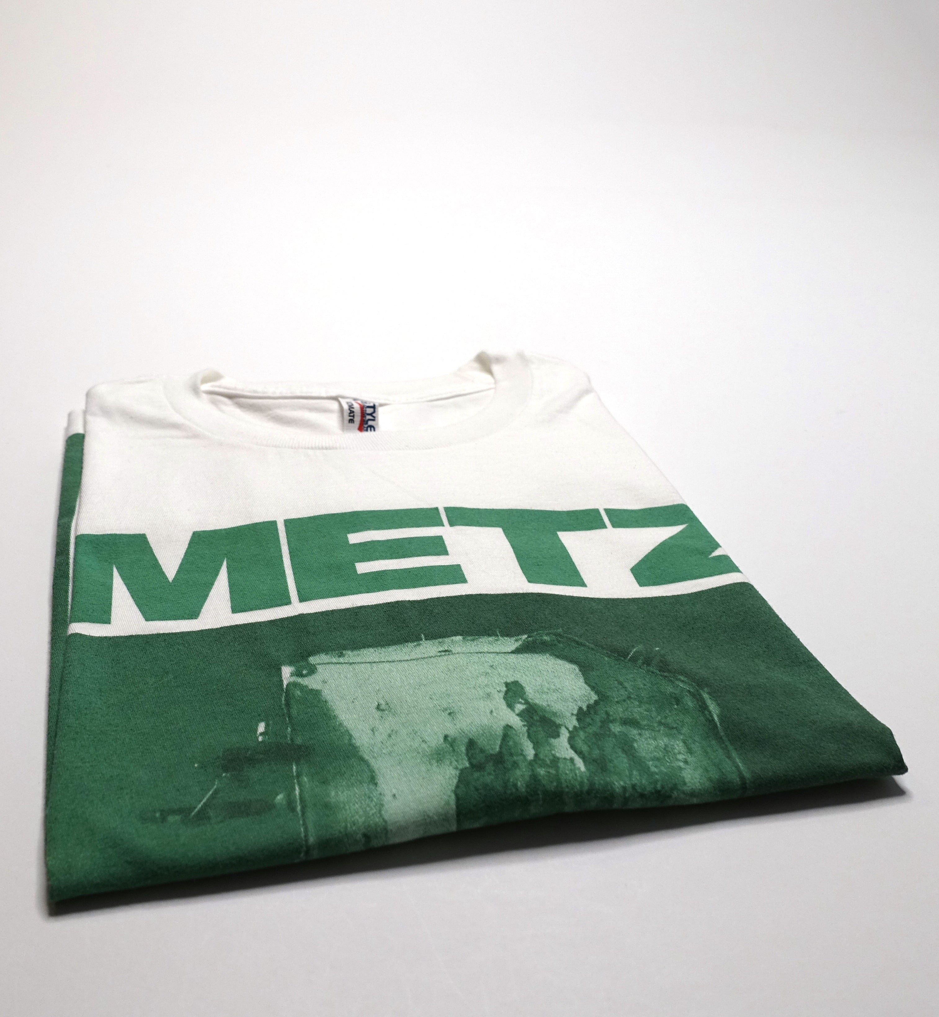 METZ - Green Eraser 2012 Tour Shirt Size Large