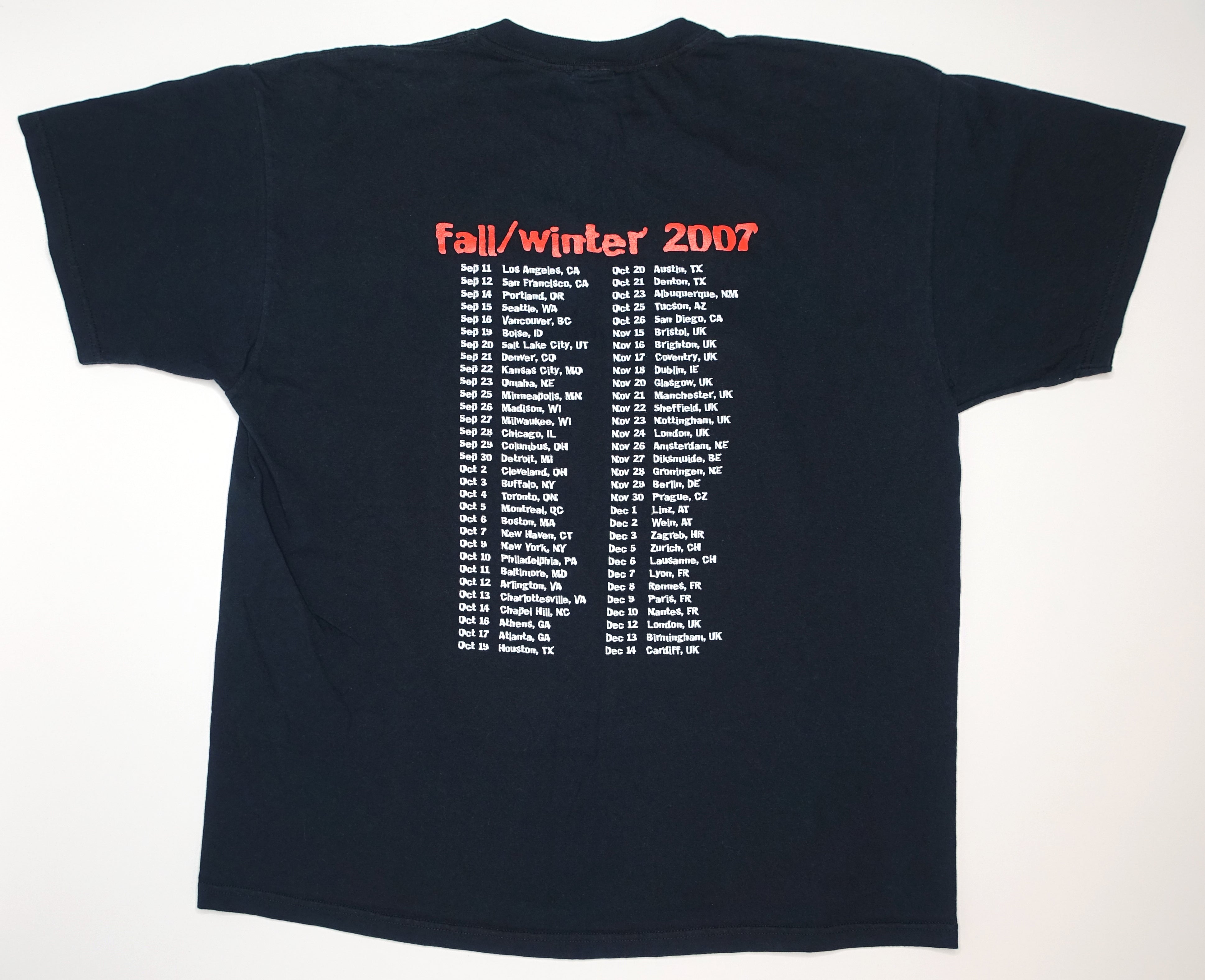 Qui - Loves Miracle Fall / Winter 2007 World Tour Shirt Size XL